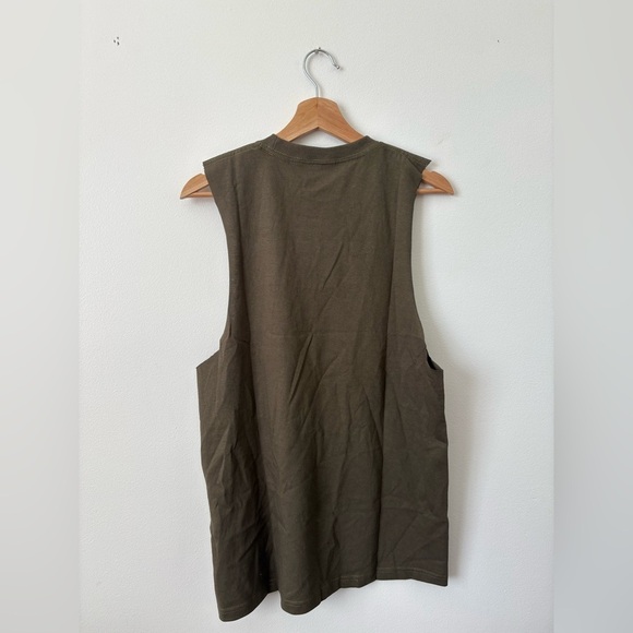 Von Dutch Keep An Eye Out Graphic Tee – Hunter Green – Size Medium – NWT - Picture 6 of 6